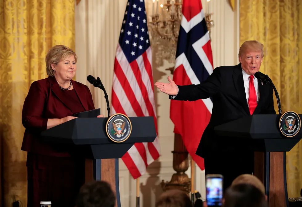 Statsminister Erna Solberg (H) besøkte USAs president Donald Trump i Det hvite hus i fjor.