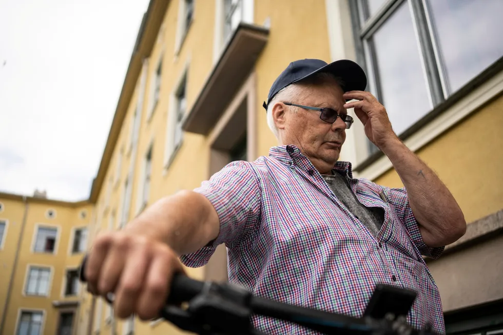 Husleien i Oslos kommunale boliger reguleres etter gjengs leie. Hyppige økninger i leieprisen gjør at leietagere som Osvald Somby blir stadig mer avhengig av kommunal og statlig støtte for å kunne betale leien.