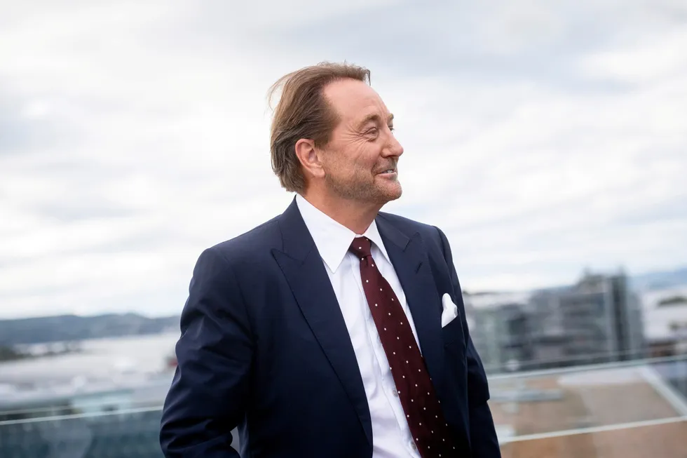 Kjell Inge Røkke kan smile etter at Aker Solutions inngår milliardavtale med Equinor.