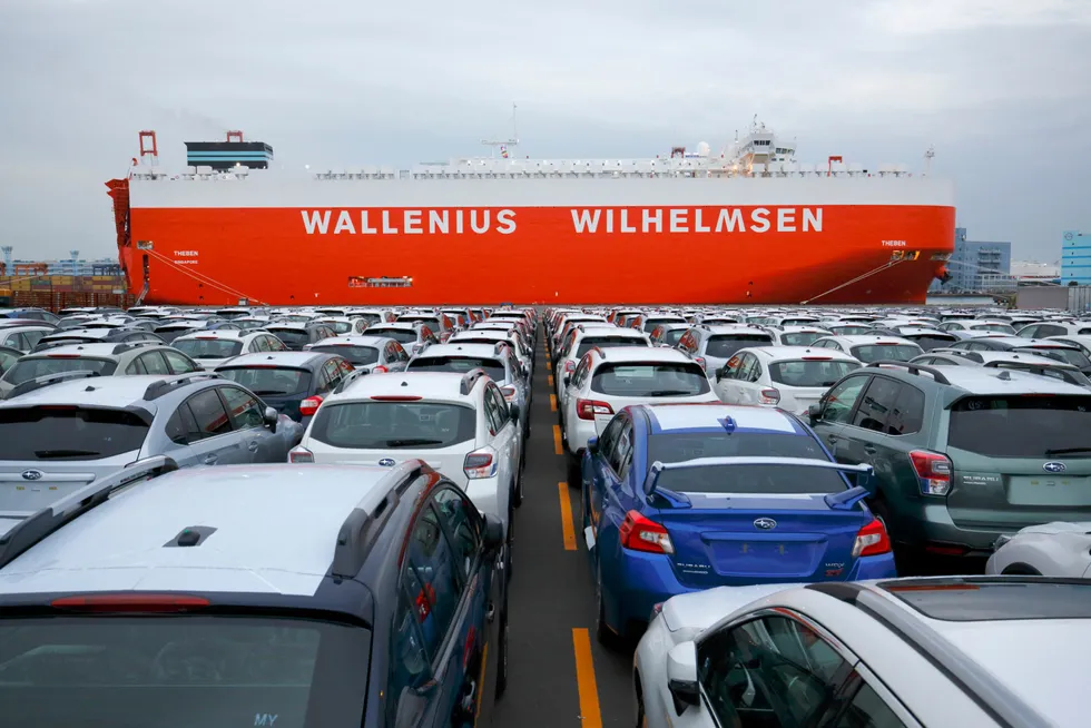 Wallenius Wilhelmsens skip Theben til kai i Yokohama, Japan, for noen år siden.