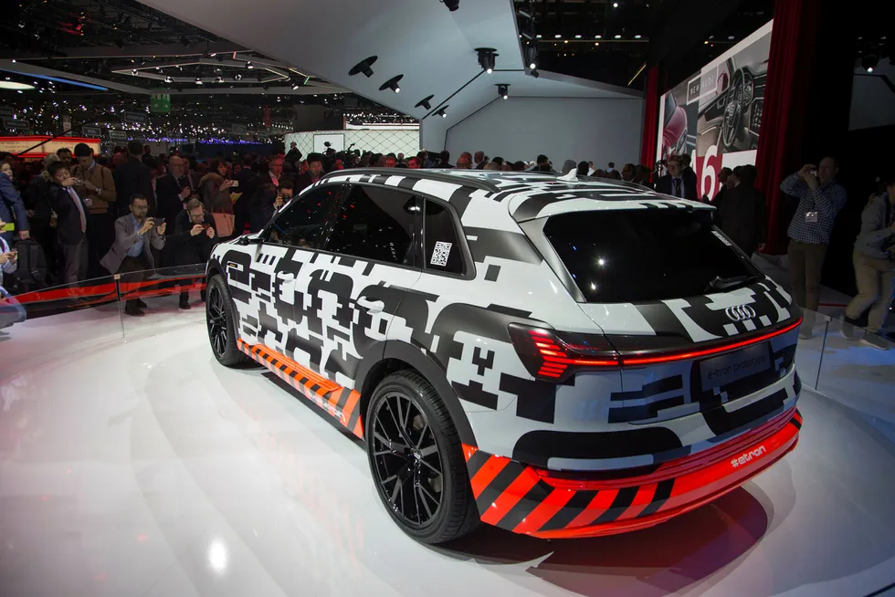 En prototype av Audi E-tron ble vist i Genève tidligere i år. Foto: Embret Sæter