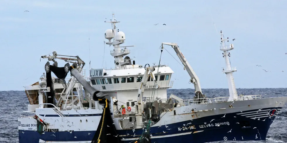 «Selvåg Senior» på fiske.