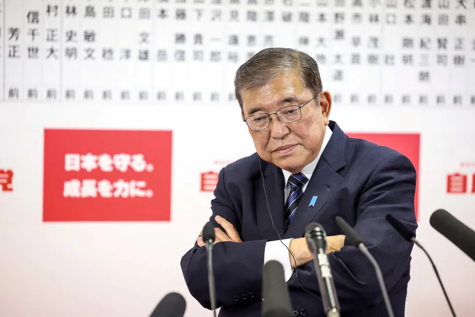 Japans statsminister Shigeru Ishiba gamblet – og tapte. Nå forsøker Liberal Democratic Party (LDP) å få samlet en koalisjon for å danne en ny regjering.