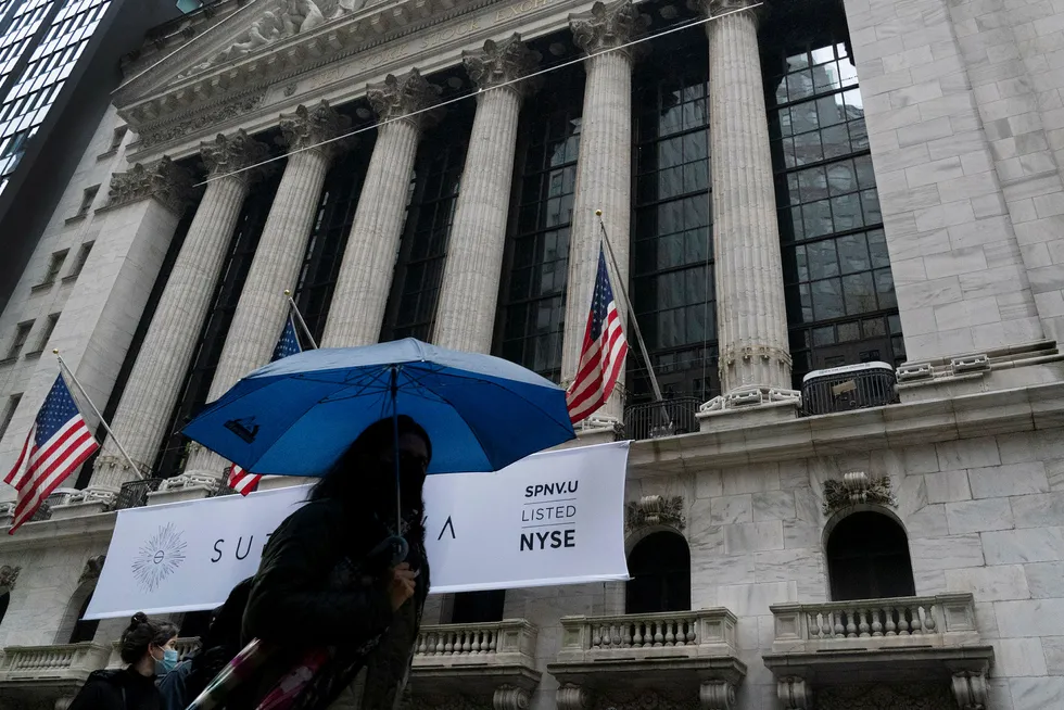 Som i Europa endte onsdagens handel på Wall Street med kraftig nedgang.