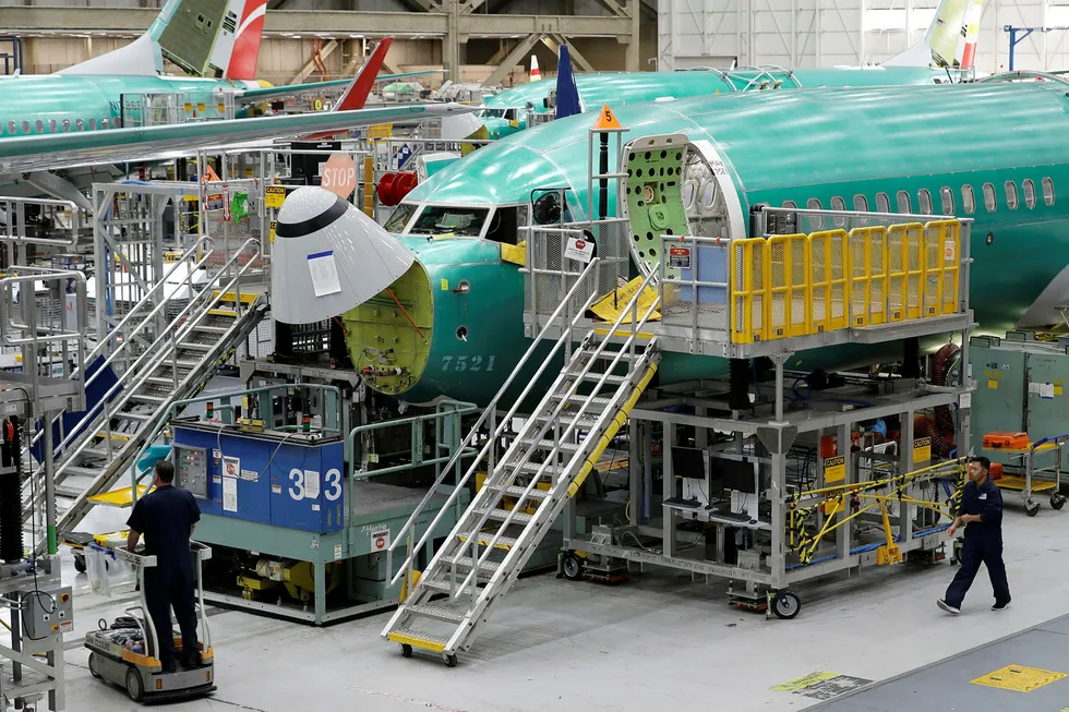 Nye fly i 737 MAX-serien under produksjon i Boeing-fabrikken i Renton i USA.