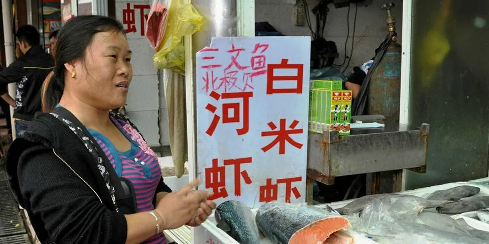 Norsk laks på fiskemarked i Shanghai.Foto: Bent-Are Jensen