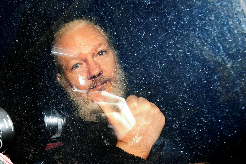 USA har allerede krevd utlevering av den australske WikiLeaks-grunnleggeren Julian Assange, som følge av offentliggjøringen av hundretusener av hemmeligstemplede amerikanske dokumenter.