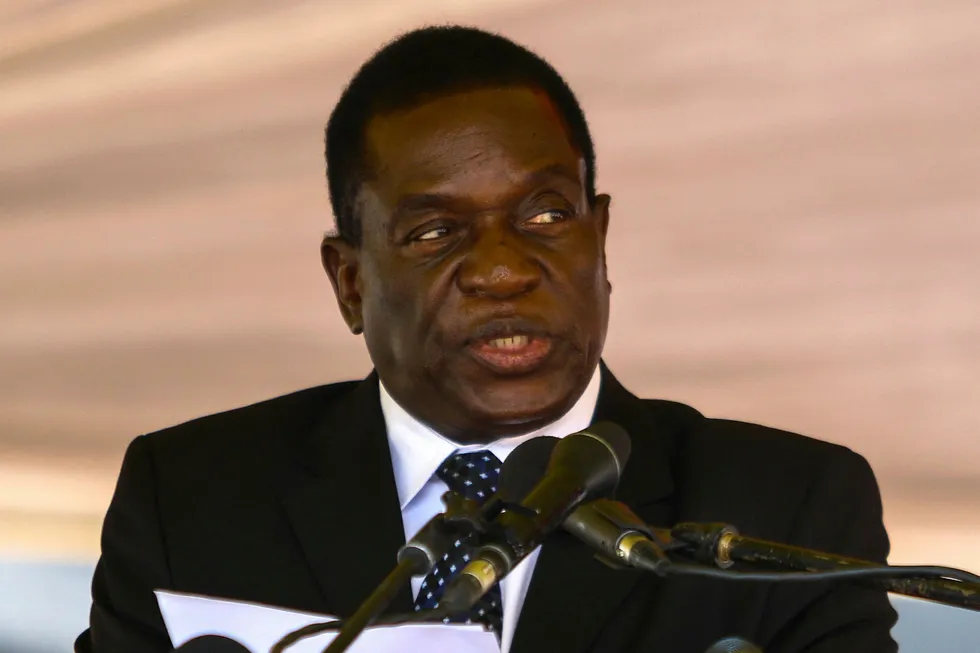 Emmerson Mnangagwa var visepresident i Zimbabwe frem til han ble sparket av president Robert Mugabe mandag. / AFP PHOTO / Jekesai NJIKIZANA Foto: JEKESAI NJIKIZANA