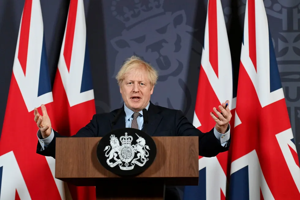 Statsminister Boris Johnson forteller julaften at brexitavtalen endelig er i havn.