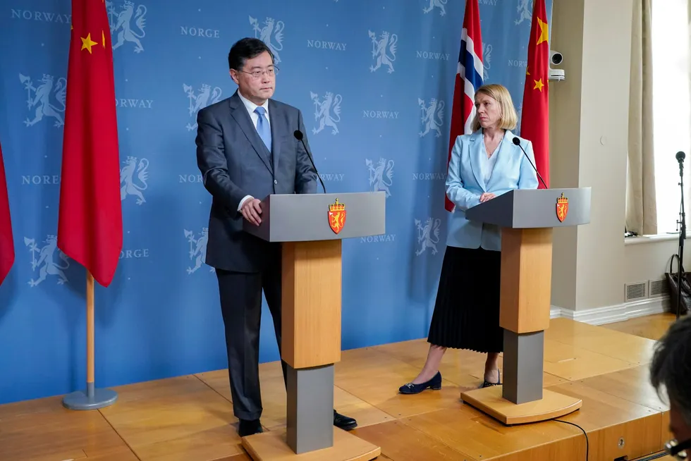 Kinas utenriksminister Qin Gang møtte utenriksminister Anniken Huitfeldt i Oslo i mai. Qin har forsvunnet og ble sist sett den 25. juni.