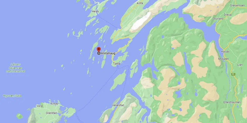 Det er mistanke om ILA i et oppdrettsanlegg i Alstahaug kommune i Nordland, skriver Mattilsynet.