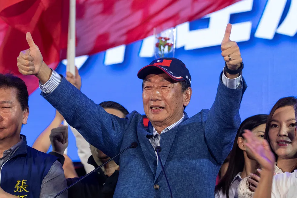 Gründeren av teknologigiganten Foxconn, Terry Gou kunngjorde mandag 28. august 2023 at han vil stille som presidentkandidat i Taiwan som en uavhengig kandidat.