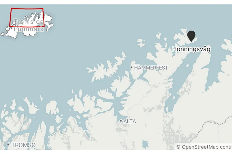 Kvinne skadet under lossing av fisk - hentet med redningshelikopter