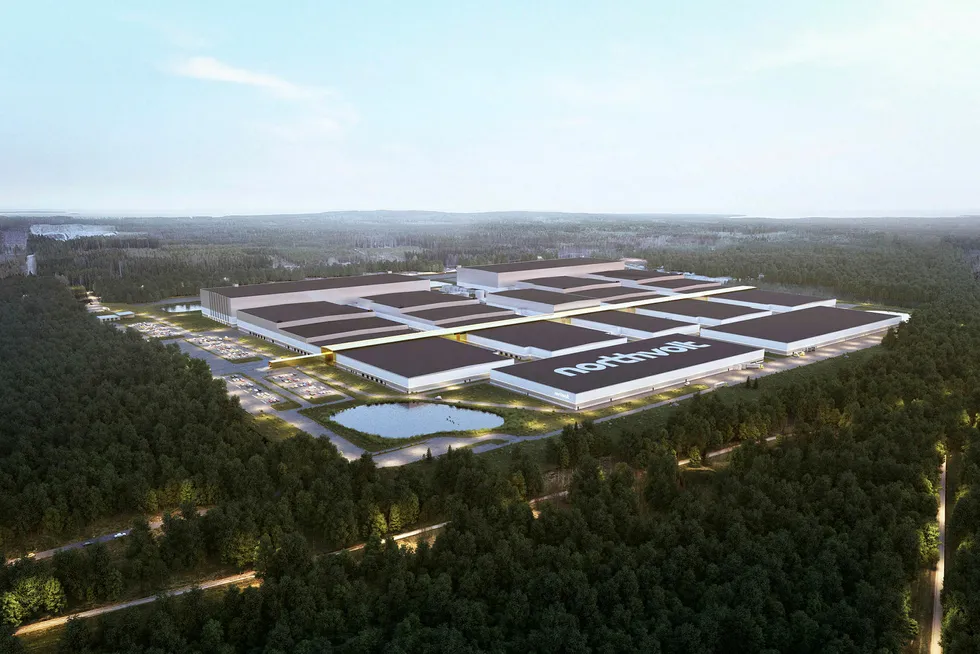 Når denne batterifabrikken i Skellefteå står ferdig i 2023 skal det produseres 200.000 tonn litium-ionbatterier i året.