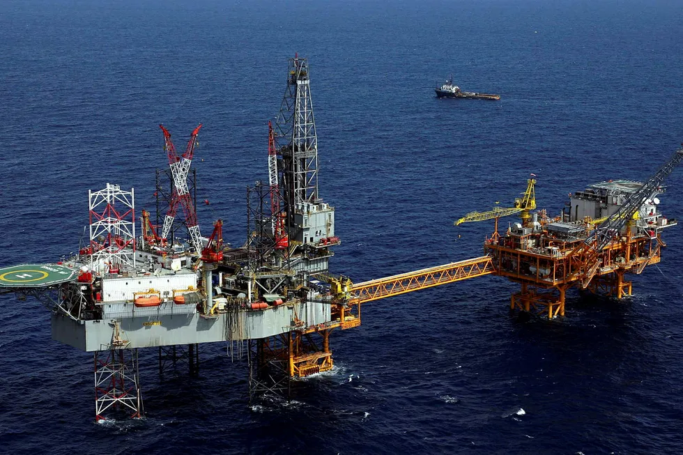 Offshore exploration: the Dorado-1 well is being drilled using the jack-up Ensco 107