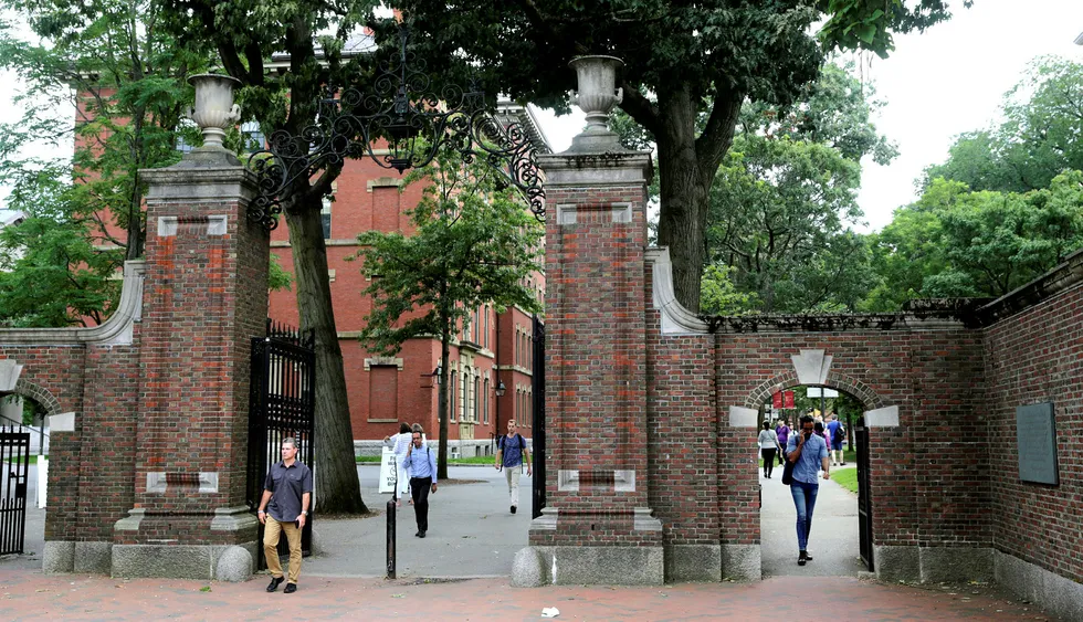 Harvard University i Cambridge saksøker Trump-administrasjonen sammen med Massachusetts Institute of Technology (MIT).