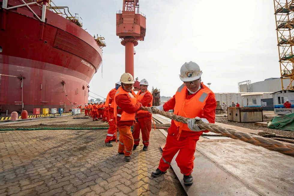 Problem project: The cylindrical Penguins FPSO was built by COOEC in China for Shell.