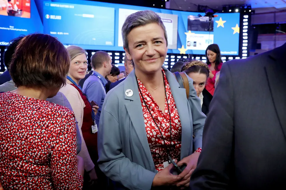 Den danske konkurransekommissæren Margrethe Vestager seiler opp som en het kandidat til å overta den mektigste jobben i EU som president for Europakommisjonen etter Jean-Claude Juncker.