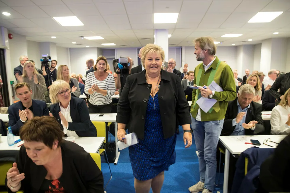 Mange smil og fornøyde fjes da statsminister Erna Solberg talte til Høyres rådgivere, stortingsrepresentanter, tillitsvalgte og statsråder torsdag. Foto: Vidar Ruud / NTB scanpix
