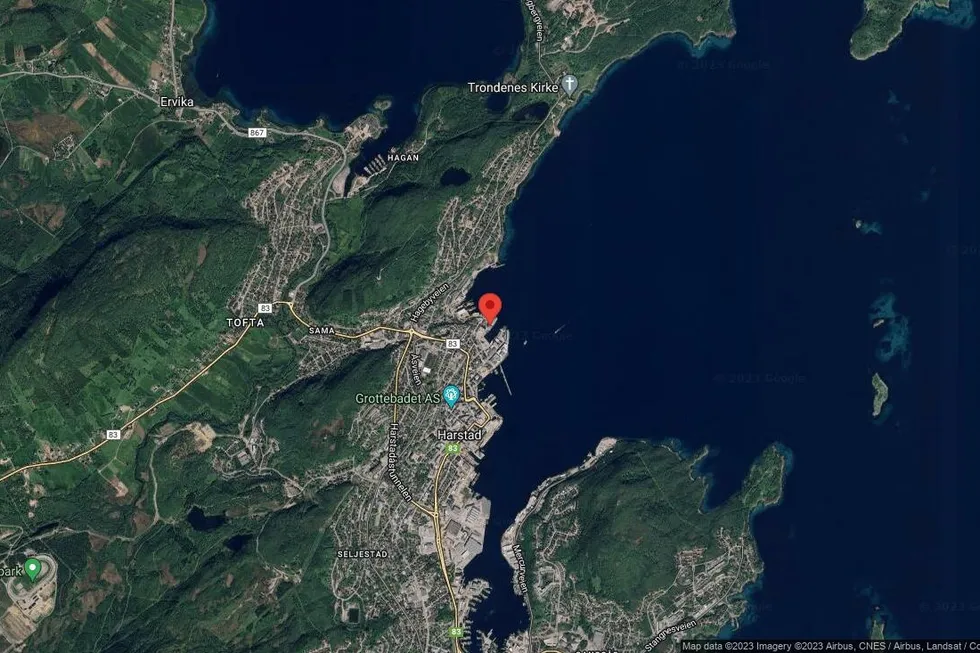 Området rundt Holstneset 16, Harstad – Hárstták, Troms og Finnmark