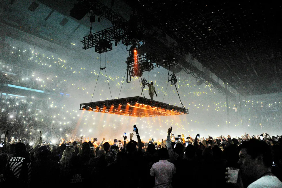 Kanye West er en av artistene som skal ha fått fordeler av manipulasjonen med lyttertall. Her fra en konsert i Chicago i oktober 2016. Foto: Rob Grabowski/Ap/NTB Scanpix