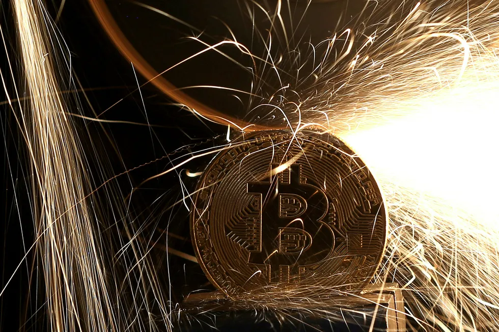 Bitcoin er verdens største kryptovaluta. Foto: REUTERS/Dado Ruvic