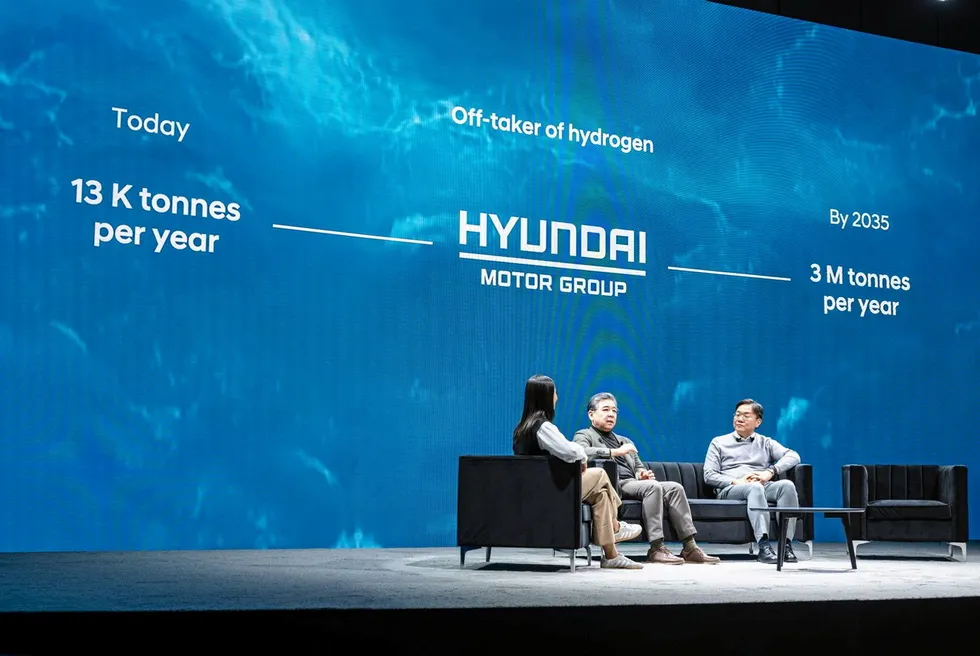 Hyundai president and CEO Jay Chang (centre) and head of hydrogen fuel-cell development Chang Hwan Kim (right) speaking at CES in Las Vegas.