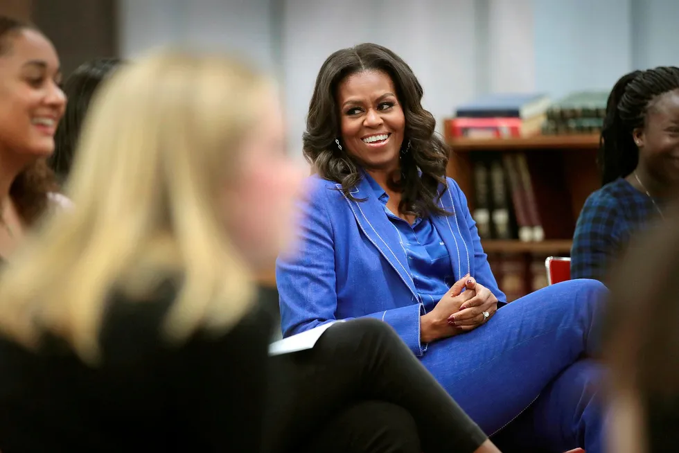 Tidligere førstedame Michelle Obamas «Min Historie» ble lansert i Skandinavia noen timer før den ble sluppet i USA. «Min Historie» er først og fremst en bok for menigheten, mener DNs anmelder.