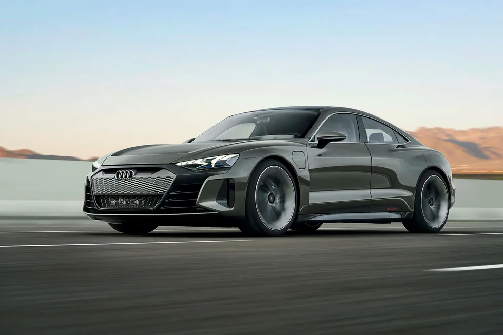 Den ser ikke ueffen ut den nye Audi E-tron GT Concept.