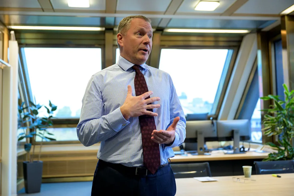 Oljefondssjef Nicolai Tangen har fått på plass en ansettelsesavtale med Norges Bank.