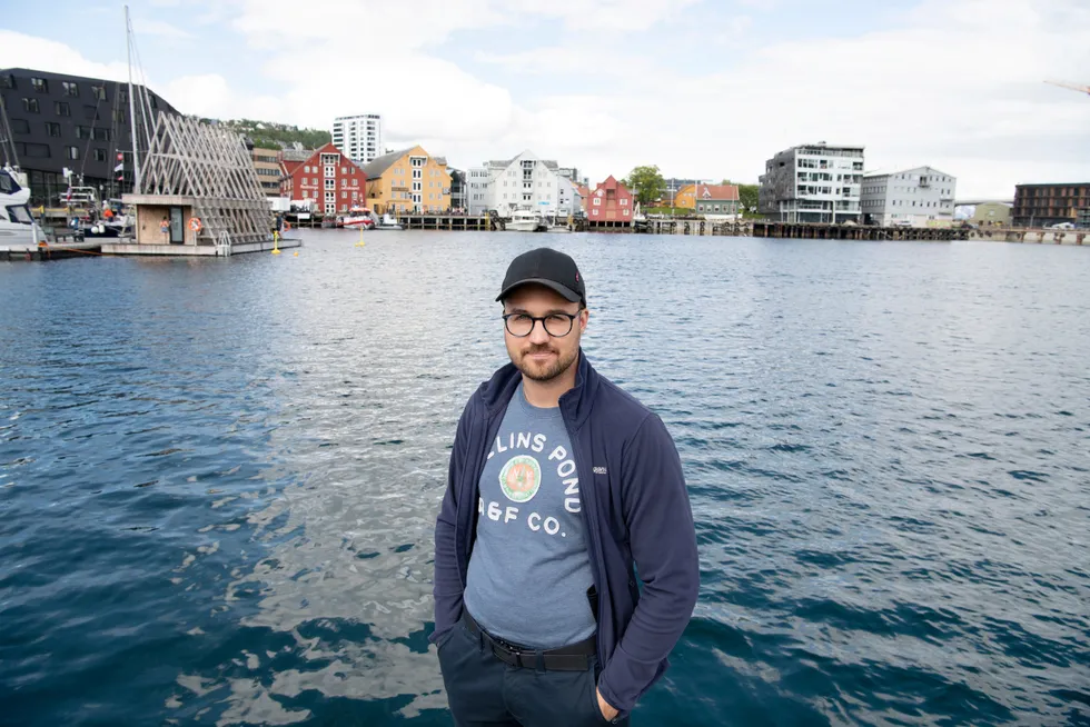 Hobbyinvestor Markus Olsen (25) fra Tromsø jobber til vanlig med it, men kjøpte for to år siden sin første sekundærbolig. Det er det nå færre og færre som gjør.