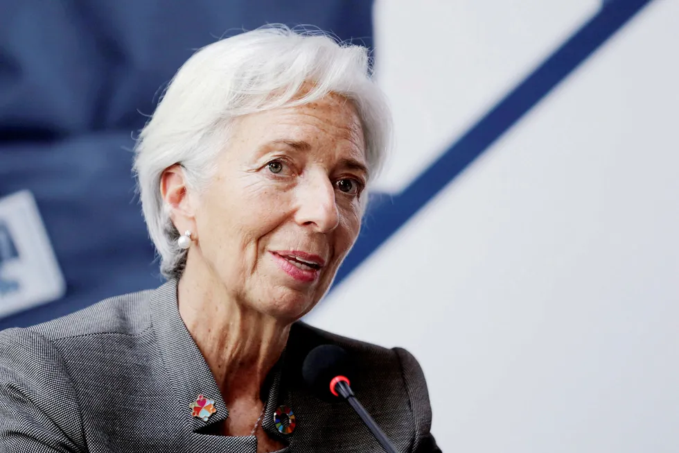 IMFs toppsjef Christine Lagarde advarer mot å avskrive digitale valutaer. Pengeoverføringer kan skje raskt og billig – på tvers av landegrensene – i løpet av timer og ikke dager. Hun mener myndigheter og finansinstitusjoner må bygge opp mer kompetanse. Foto: Jorge Adorno/Reuters/NTB Scanpix