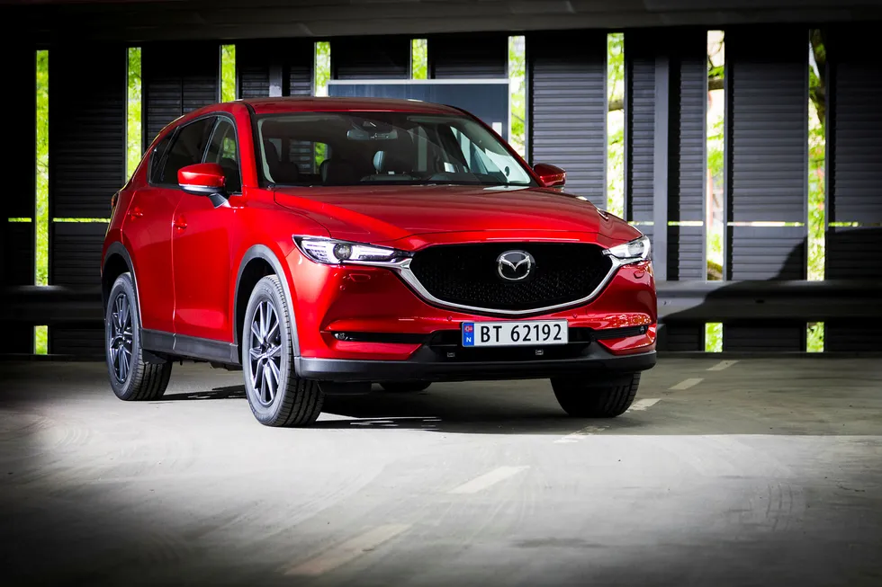 CX-5 har vært en gigantisk suksess for Mazda. Den nye bilen fjerner seg ikke for mye fra utgangspunktet. Foto: Gunnar Lier