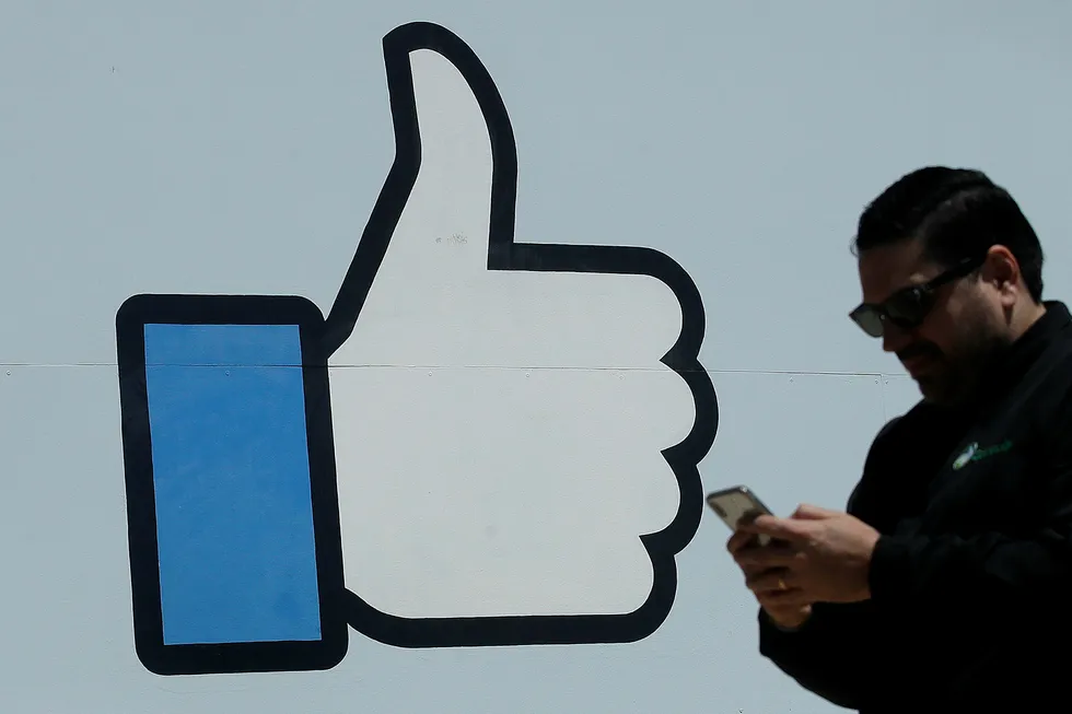 I fjor slo en dom fast at den som administrerer en Facebook-side, vil være felles behandlingsansvarlig sammen med Facebook for personopplysninger som samles inn om brukere av siden, skriver innleggsforfatteren.