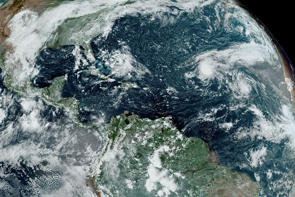 Værfenomenet La Niña er tilbake i Stillehavet, bekrefter National Oceanic and Atmospheric Administration. Dette vil påvirke værforholdene over store deler av verden.