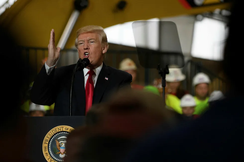Donald Trump talte til en folkemengde i Ohio torsdag. Der signaliserte han snarlig retrett fra USAs side i Syria. Foto: Jeff Swensen/Getty Images/AFP/NTB Scanpix