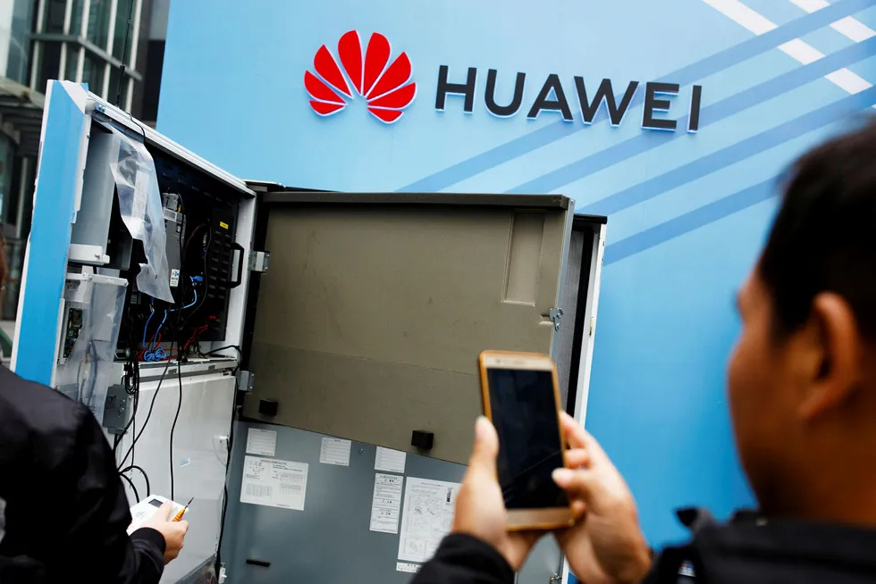 Den kinesiske teknologigiganten Huawei har møtt mye kritikk det siste året på grunn av samarbeidet med kinesiske myndigheter.