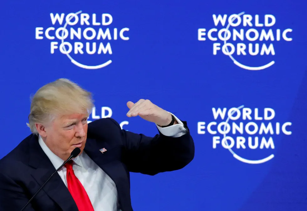 Davos-publikumet fikk møte selgeren og forretningsmannen Donald Trump, på utkikk etter nye investeringer i USA. Foto: Denis Balibouse/Reuters/NTB Scanpix