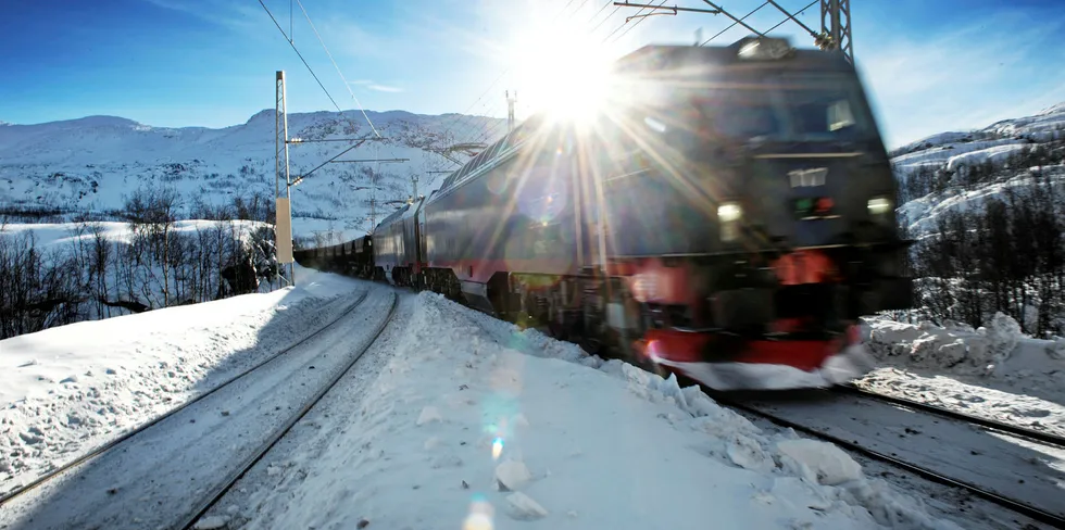 Illustrasjonsfoto av tog i Narvik.