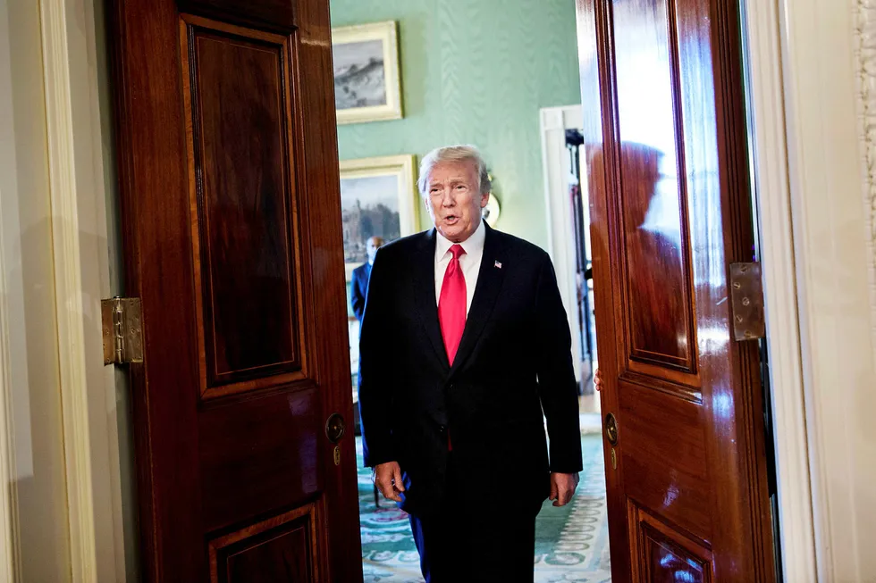 USAs president Donald Trump nekter å gi seg i handelskrigen, og varsler en ny megatoll. Foto: Brendan Smialowski/AFP/NTB Scanpix