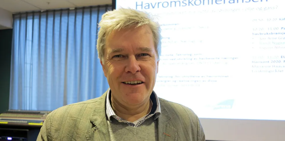 Jon Arne Grøttum, direktør for havbruk i Sjømat Norge, mener det er ambisiøst av regjeringen å satse på femdobling av lakseproduksjon innen 2050.