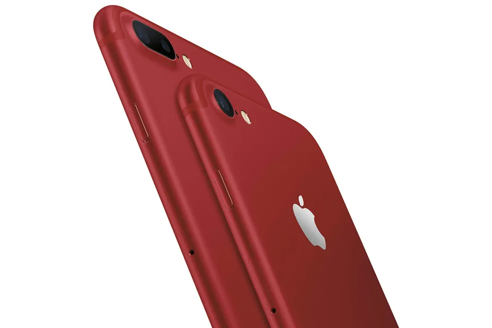 Apple lanserer en egen rød utgave av Iphone hvor deler av inntektene går til Aids-forskning. Foto: Apple