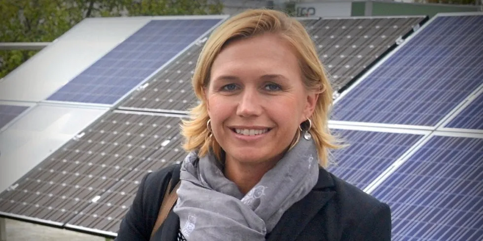 Trine Kopstad Berentsen, daglig leder i Solenergiklyngen, er opptatt av å videreføre hele energikjeden på sol, om foreningen blir en del av Fornybar Norge.