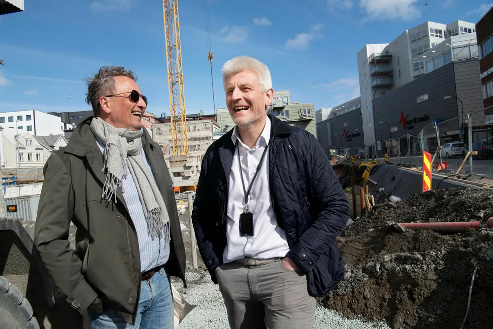 Eiendomsinvestor Roar Dons (til venstre) og hans selskap Pellerin as vil snarest mulig bygge nok et stort sentrumshotell i Tromsø. – Kapasiteten er på bristepunktet, sier Pellerins administrerende direktør Eirik Espejord.