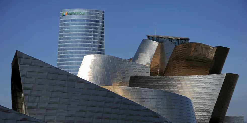 Iberdrola headquarters in Bilbao behind Guggenheim Museum