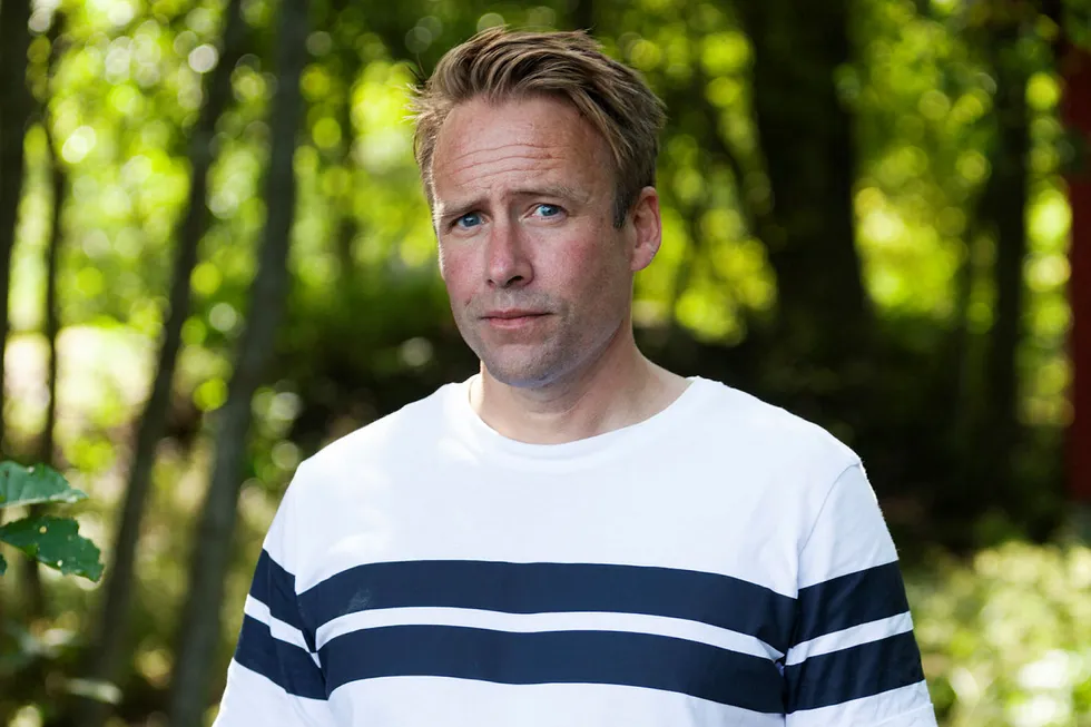 Thomas Seeberg Torjussen er mannen bak den mye omtalte TV-serien «ZombieLars». Nå gleder han seg over at serien både fenger barn og erter på seg debattanter.