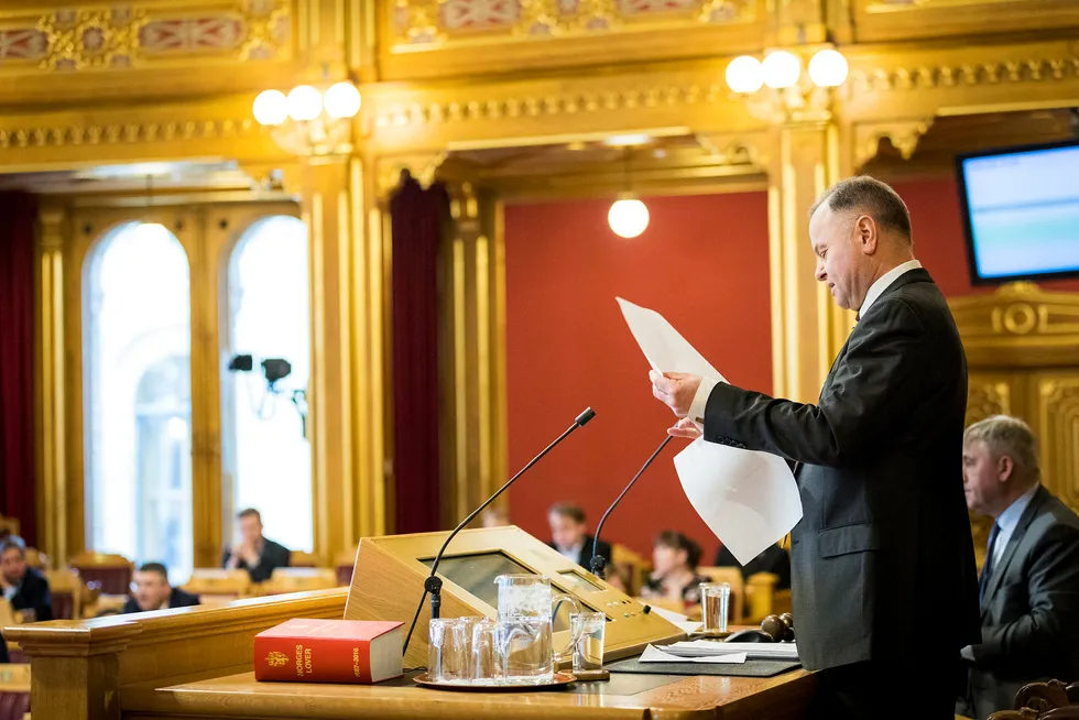 Olemic Thommessen fortalte torsdag morgen til Stortinget at han trekker seg. Foto: Gunnar Lier