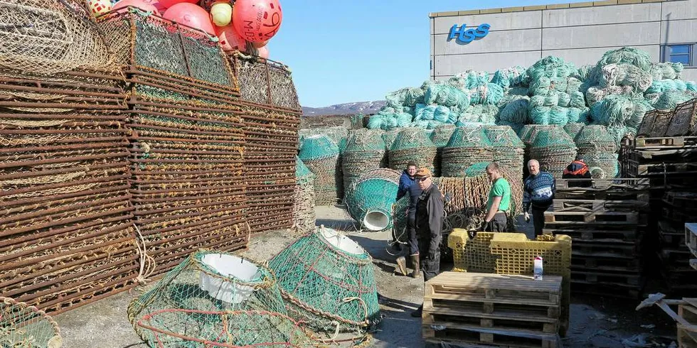 SNØKRABBE: Havforskningsinstituttet har økosystemmodeller som forklarer mulige konsekvenser av inntoget av snøkrabbe i Barentshavet. Her er teiner brukt i fisket etter snøkrabbe i Barentshavet.Arkivfoto: Nils Torsvik