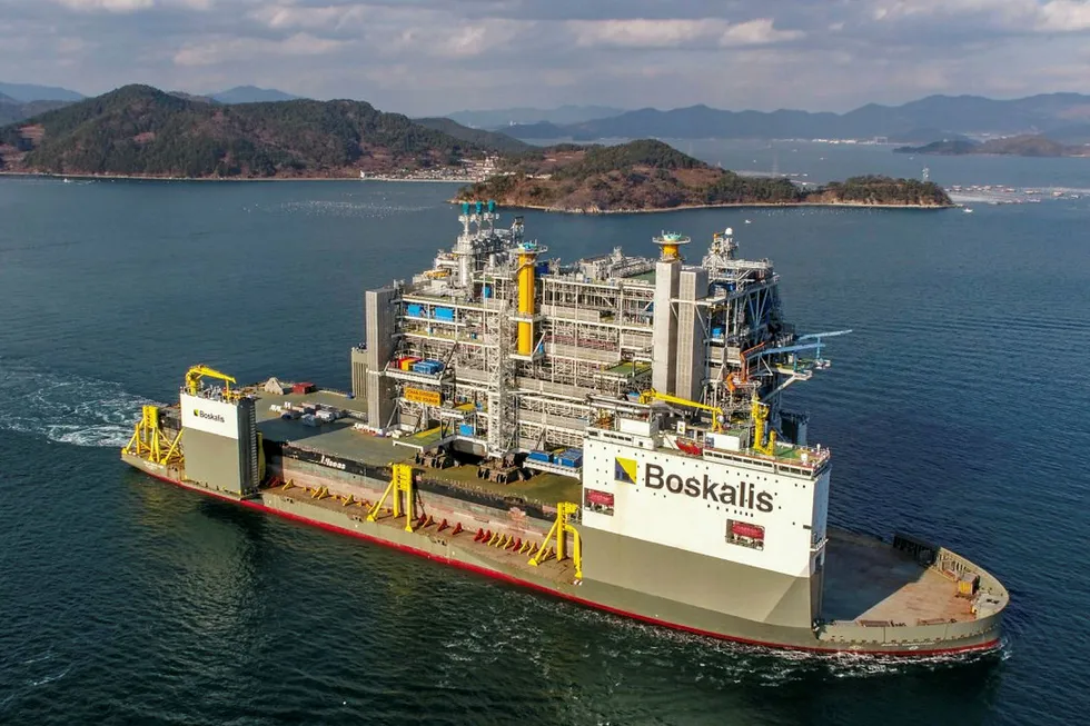 Departed: the Johan Sverdrup processing platform is now sailing to Norway on board Boskalis Vanguard