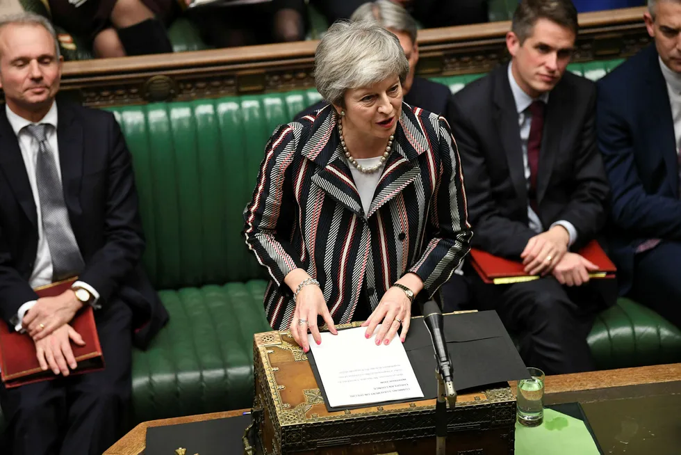 Statsminister Theresa May møtte motstand i Parlamentet mandag.
